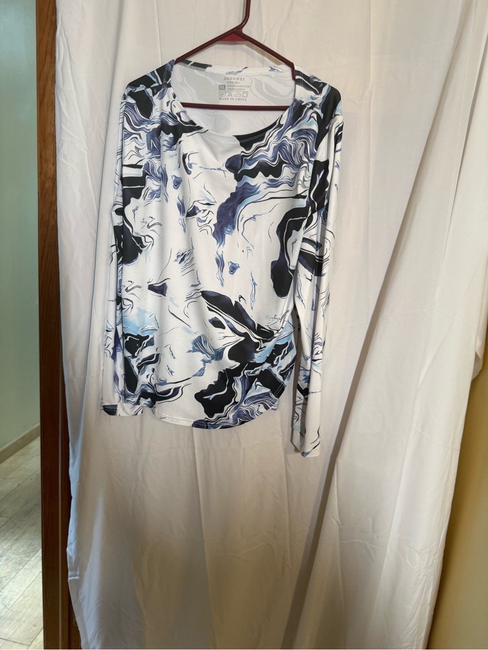 Zhenwei Marble-Print Long Sleeve Scoop Neck Top - White/Blue